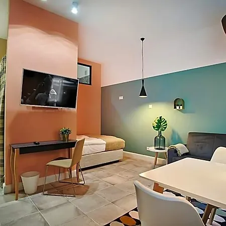 Fado & Restaurant Hotel