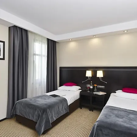 Hotel Fado & Restaurant