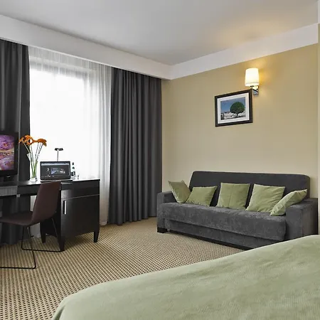 Fado & Restaurant 3*