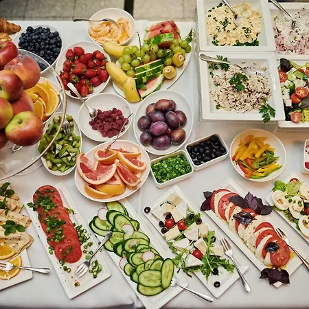 Hotel Fado & Restaurant 3*