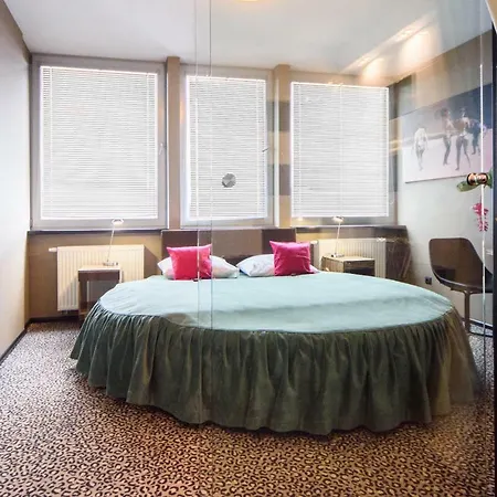 Fado & Restaurant Hotel Świdnica